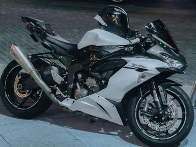 Migliori Carena Moto Kawasaki ZX6R 2019-2022 - Bianco Nero Fibra di Carbonio