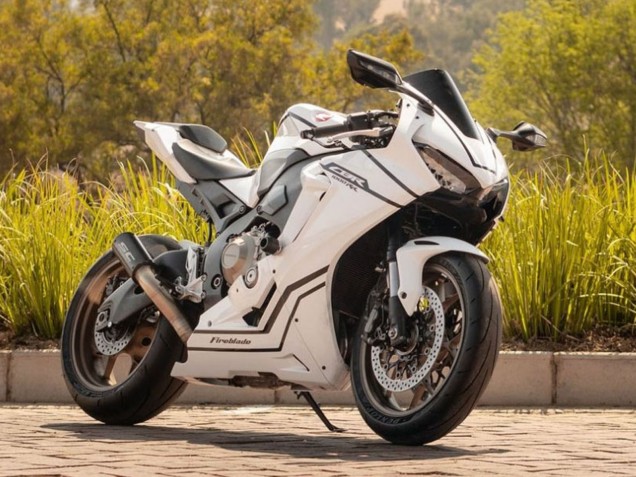 Migliori Carena Moto Honda CBR1000RR 2017-2023 - Bianco Nero Banda Fireblade