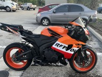 La mia esperienza è stata fantastica. Il servizio clienti è ottimo e sempre pronto ad aiutare. Ho acquistato due volte le carene per la mia CBR e non ho avuto problemi.